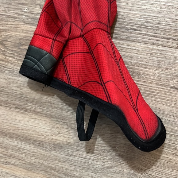 Spiderman Far from Home Costume - Picture 3 of 10